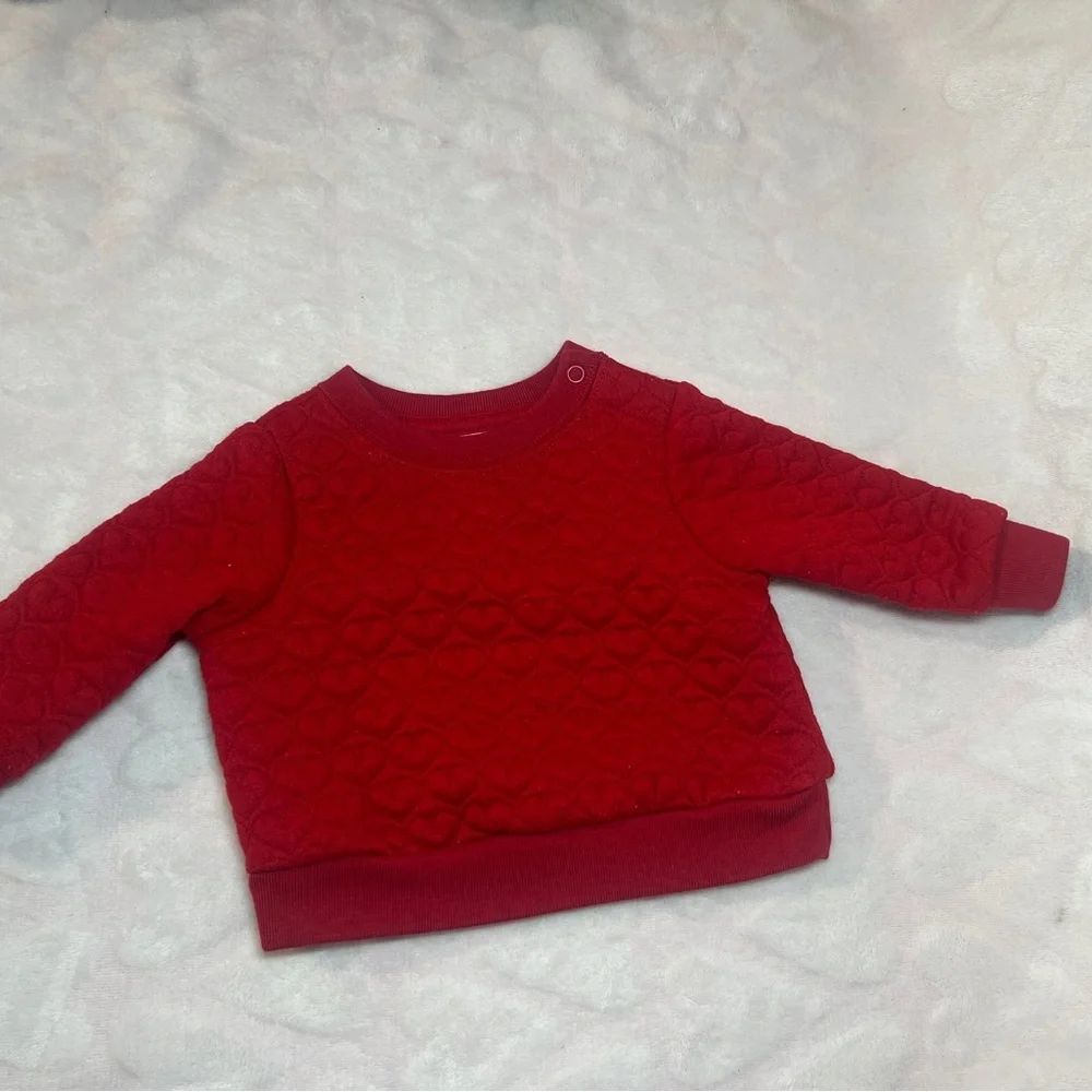 Cat & Jack 2 piece Newborn Warm red heart set